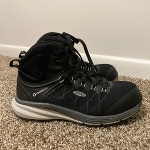 Keen Women’s Vista Energy Mid Height Composite Toe Work Sneakers